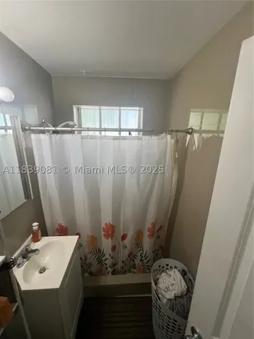 1190 NW 135th Street North Miami FL 33168