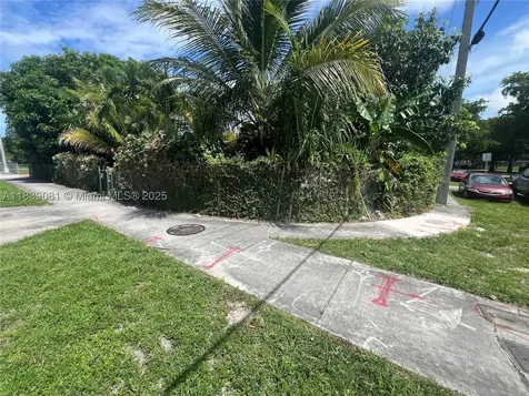 1190 NW 135th Street North Miami FL 33168