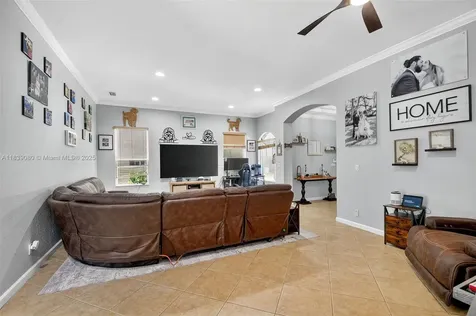 1086 Grove Park Circle Boynton Beach FL 33436