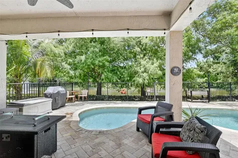 1086 Grove Park Circle Boynton Beach FL 33436