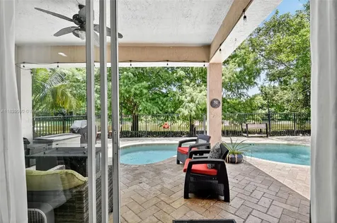 1086 Grove Park Circle Boynton Beach FL 33436