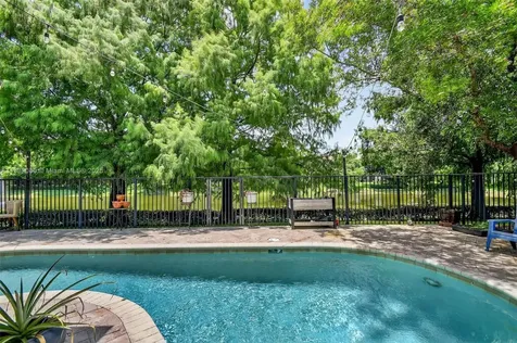 1086 Grove Park Circle Boynton Beach FL 33436