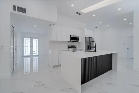 1655 NW 111th Way Coral Springs FL 33071