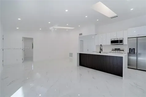 1655 NW 111th Way Coral Springs FL 33071