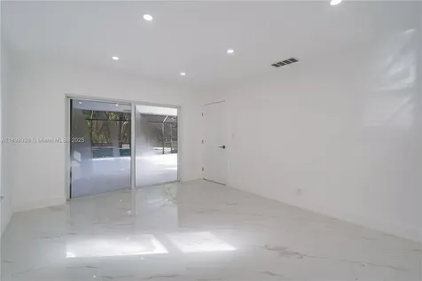 1655 NW 111th Way Coral Springs FL 33071