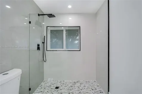 1655 NW 111th Way Coral Springs FL 33071