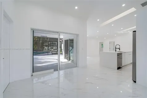 1655 NW 111th Way Coral Springs FL 33071