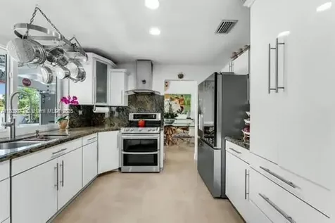 323 NW 136th Place Miami FL 33182