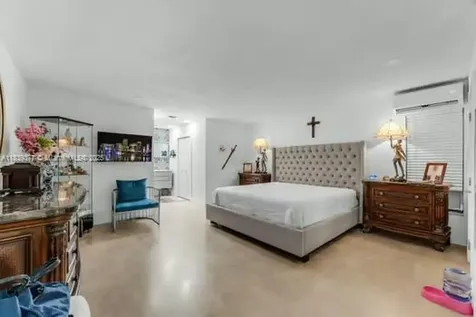 323 NW 136th Place Miami FL 33182