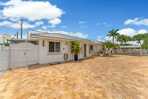 323 NW 136th Place Miami FL 33182