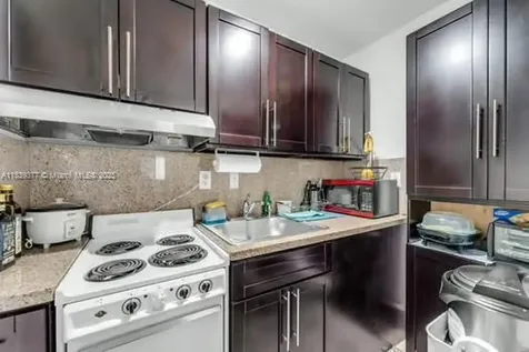 323 NW 136th Place Miami FL 33182