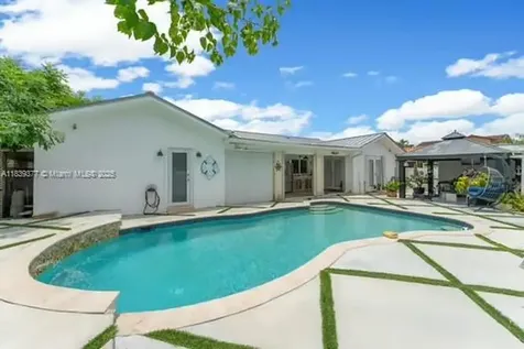 323 NW 136th Place Miami FL 33182