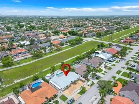 323 NW 136th Place Miami FL 33182