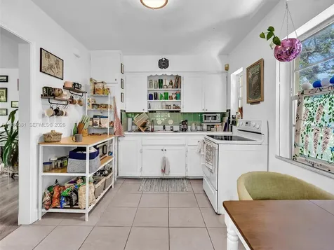 3210 E Elizabeth Street Miami FL 33133