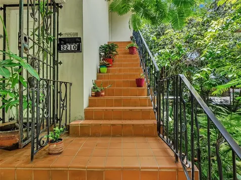 3210 E Elizabeth Street Miami FL 33133