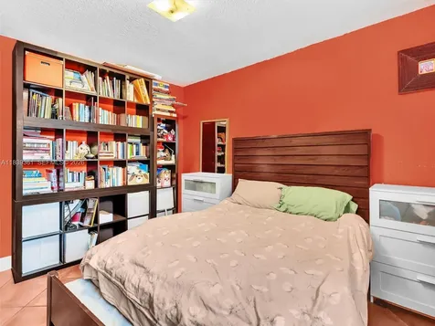 3210 E Elizabeth Street Miami FL 33133