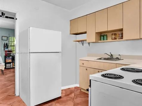 3210 E Elizabeth Street Miami FL 33133
