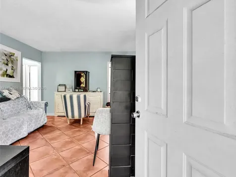 3210 E Elizabeth Street Miami FL 33133