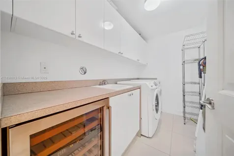 17875 Collins Avenue Sunny Isles Beach FL 33160