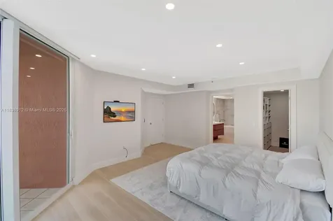 3370 Hidden Bay Drive Aventura FL 33180