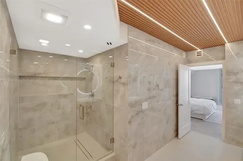 3370 Hidden Bay Drive Aventura FL 33180