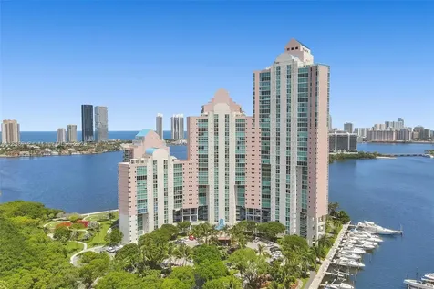 3370 Hidden Bay Drive Aventura FL 33180
