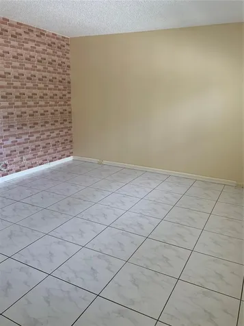 2405 Antigua Circle Coconut Creek FL 33066