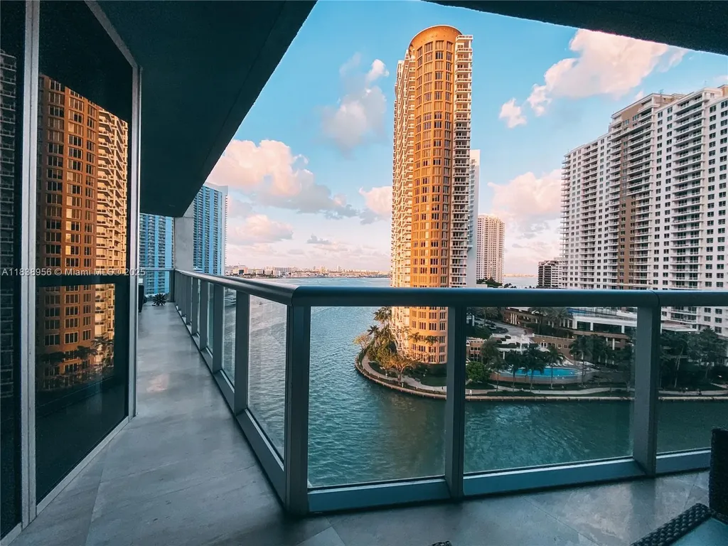465 Brickell Avenue Miami FL 33131