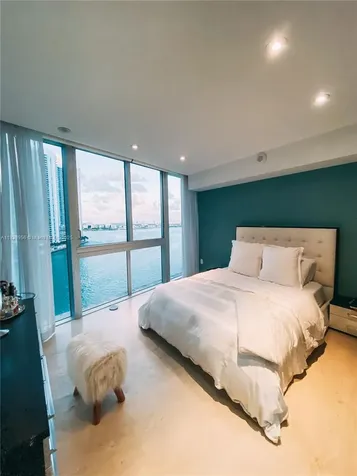 465 Brickell Avenue Miami FL 33131