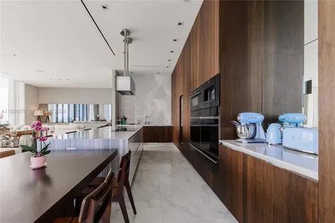 17141 Collins Avenue Sunny Isles Beach FL 33160
