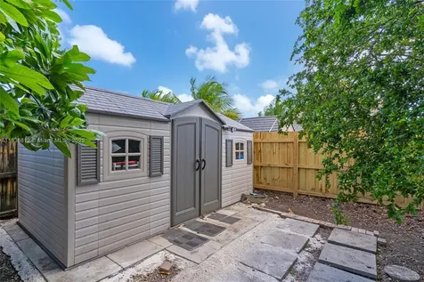 25237 SW 133rd Place Homestead FL 33032