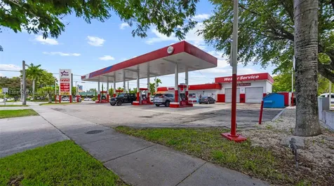 10200 SW 56th Street Miami FL 33165
