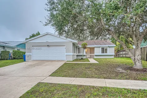 10897 Grandview Court Royal Palm Beach FL 33411