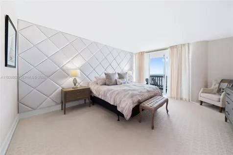 2000 Island Boulevard Aventura FL 33160