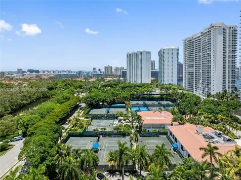 2000 Island Boulevard Aventura FL 33160