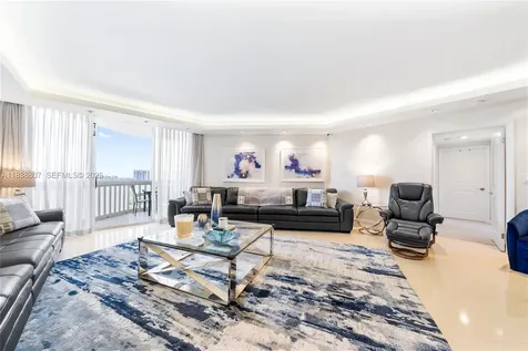 2000 Island Boulevard Aventura FL 33160