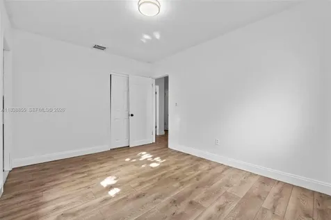 738 Fernwood Road Key Biscayne FL 33149