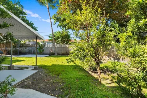 738 Fernwood Road Key Biscayne FL 33149