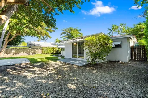738 Fernwood Road Key Biscayne FL 33149
