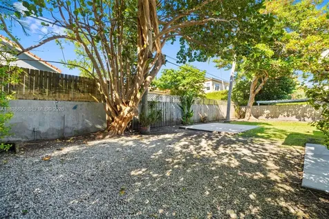 738 Fernwood Road Key Biscayne FL 33149