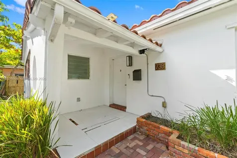 738 Fernwood Road Key Biscayne FL 33149