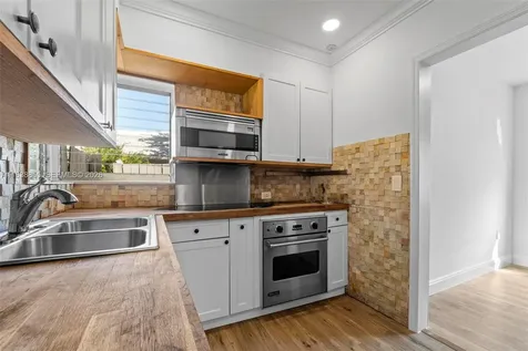 738 Fernwood Road Key Biscayne FL 33149