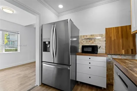 738 Fernwood Road Key Biscayne FL 33149