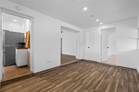 738 Fernwood Road Key Biscayne FL 33149