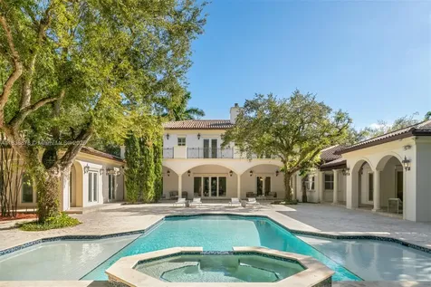 9500 SW 62nd Court Pinecrest FL 33156