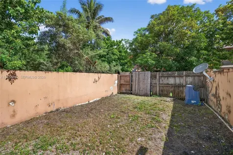 2767 NW 197th Terrace Miami Gardens FL 33056
