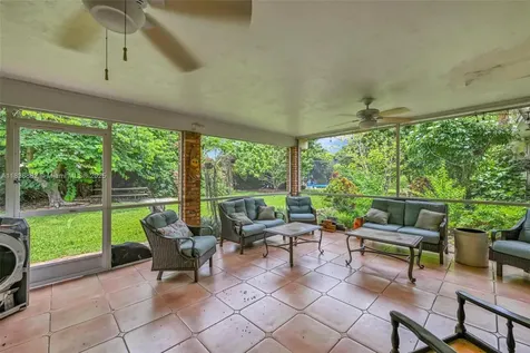 85 NW 21st Street Homestead FL 33030