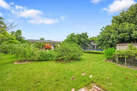 85 NW 21st Street Homestead FL 33030