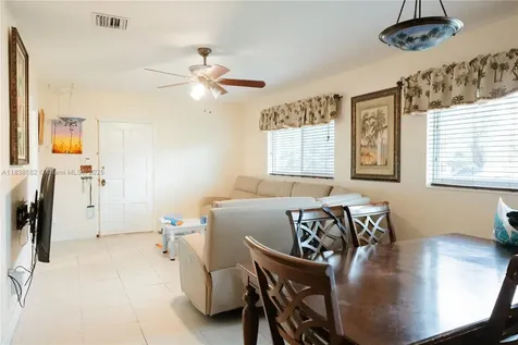 85 NW 21st Street Homestead FL 33030