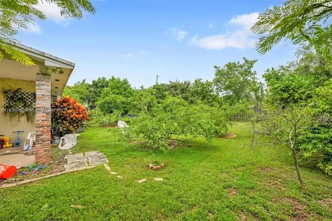 85 NW 21st Street Homestead FL 33030